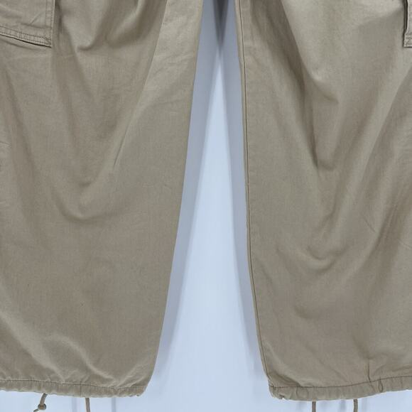 Levi's 94 Baggy Cargo Utility‎ Pants Tan Khaki High Rise Women’s Size 26 W26 L30 - Picture 7 of 11
